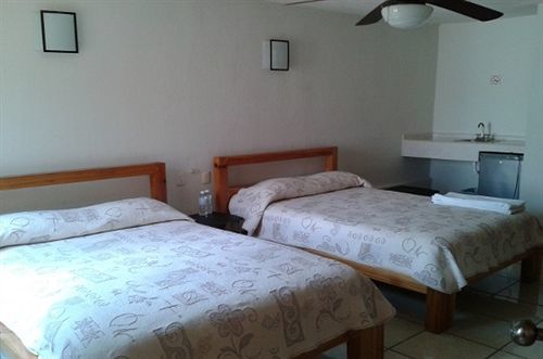 Uke Inn Hotel & Suites Xamaipak 툭스틀라 외부 사진
