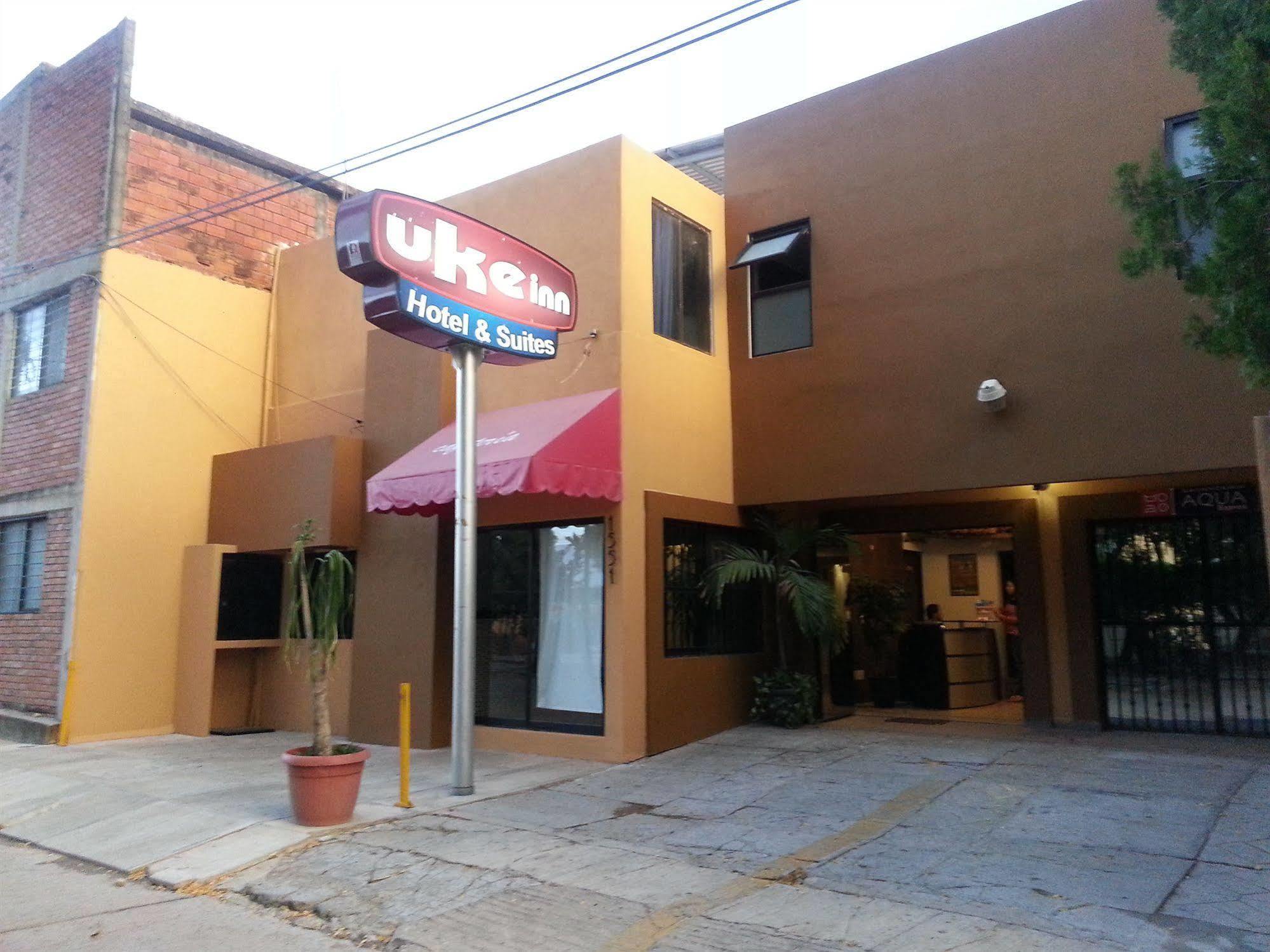 Uke Inn Hotel & Suites Xamaipak 툭스틀라 외부 사진